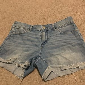 Light wash Abercrombie shorts